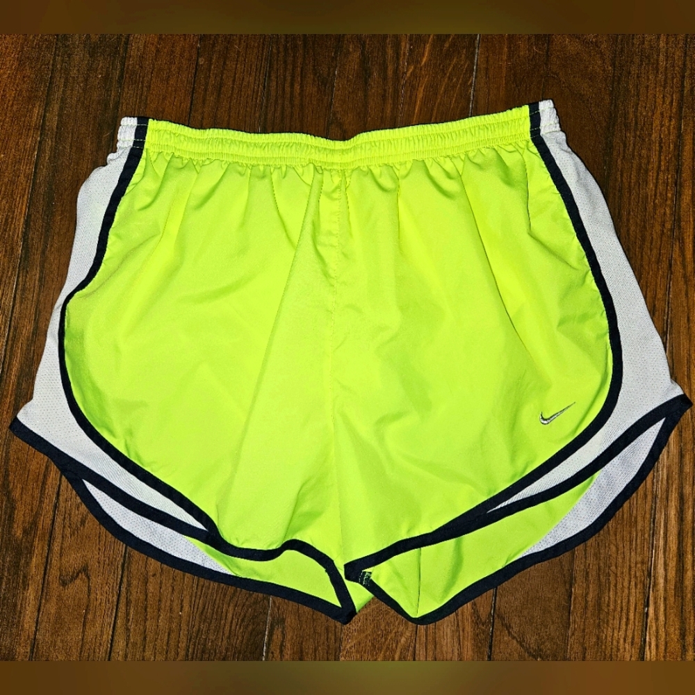 Nike Dri-Fit 3" Inseam Lined Running Shorts in Yellow Black White Sz Large